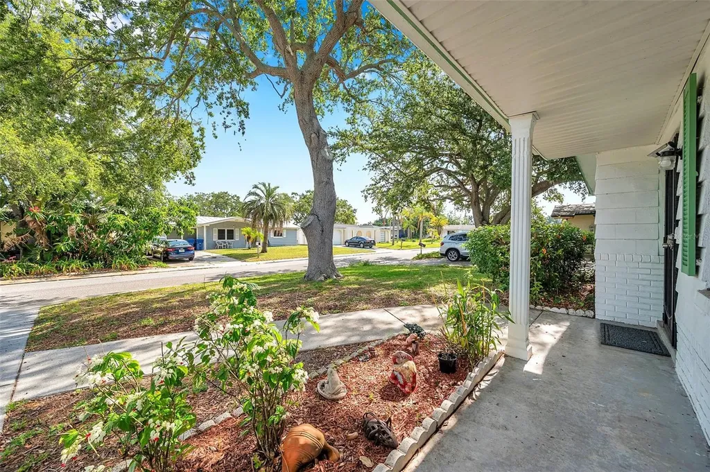 3118 Lloyd Drive Holiday FL 34691