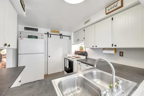 3118 Lloyd Drive Holiday FL 34691
