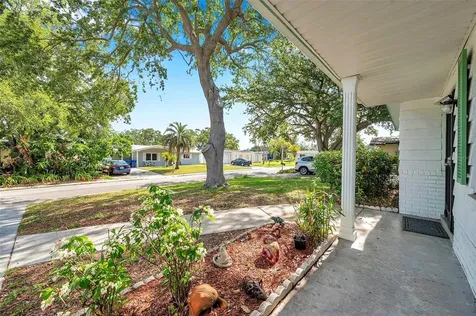 3118 Lloyd Drive Holiday FL 34691