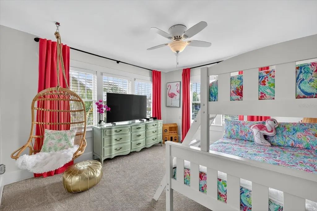 235 10th Avenue NE St Petersburg FL 33701