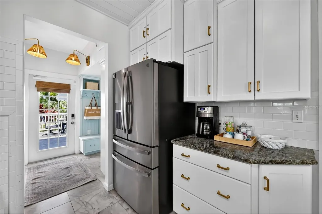 235 10th Avenue NE St Petersburg FL 33701