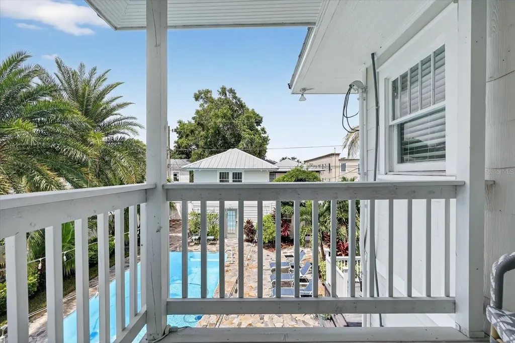 235 10th Avenue NE St Petersburg FL 33701