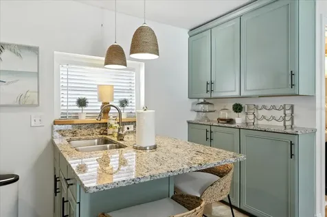 235 10th Avenue NE St Petersburg FL 33701