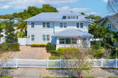 235 10th Avenue NE St Petersburg FL 33701