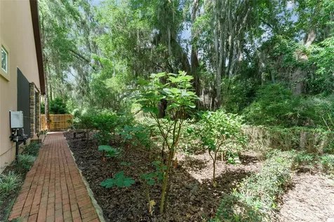 552 NW 136th Street Newberry FL 32669