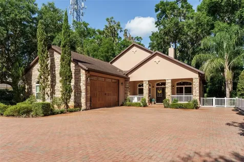 552 NW 136th Street Newberry FL 32669
