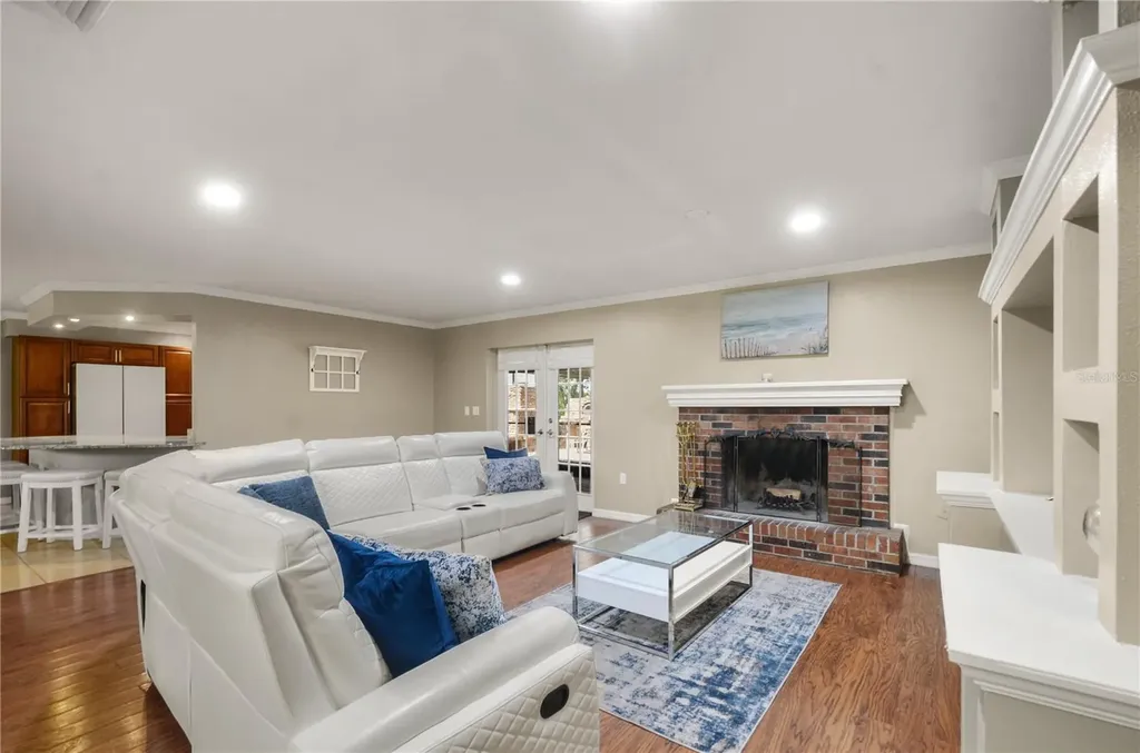 209 7th Street S Haines City FL 33844