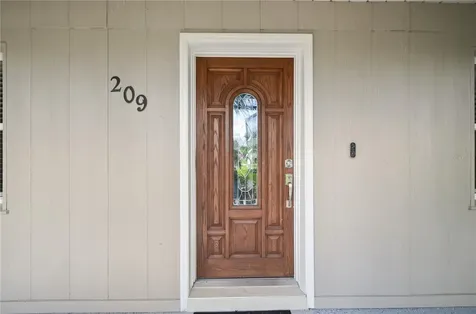209 7th Street S Haines City FL 33844
