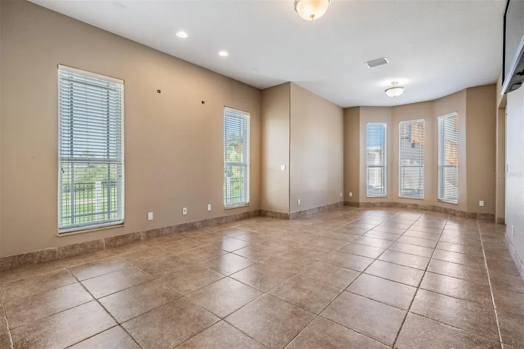 4710 Troydale Road Tampa FL 33615
