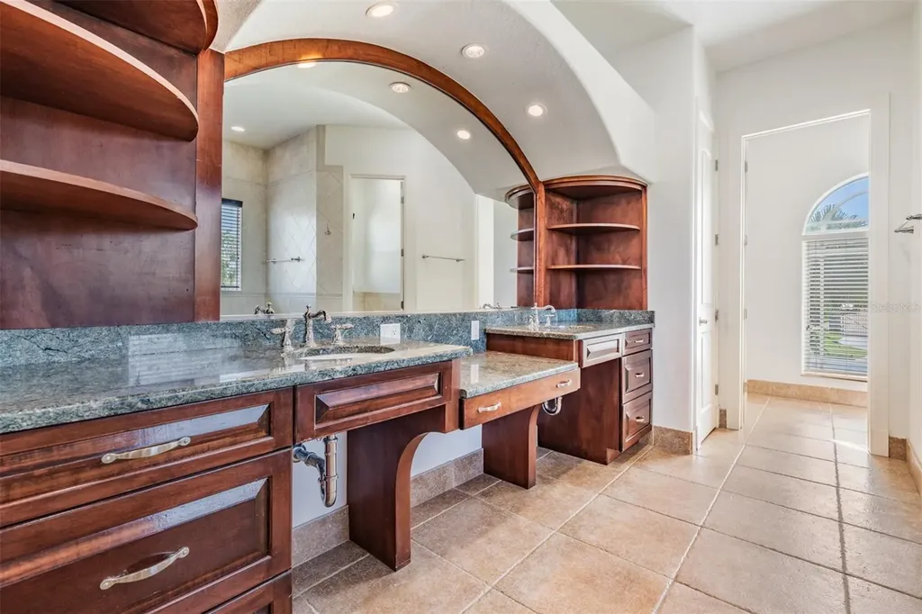 4710 Troydale Road Tampa FL 33615