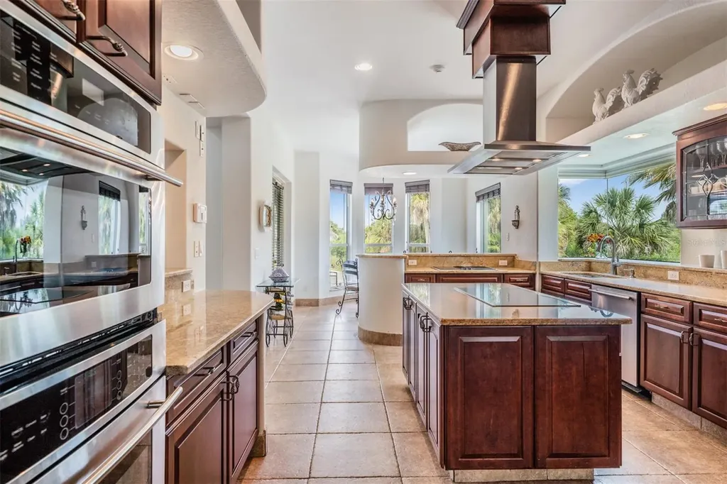 4710 Troydale Road Tampa FL 33615