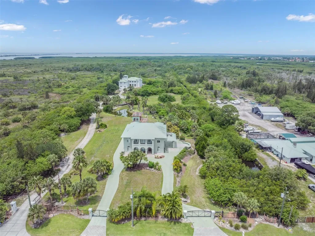 4710 Troydale Road Tampa FL 33615