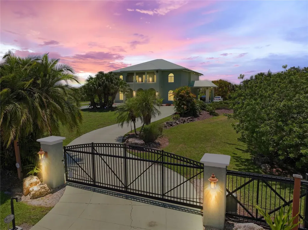 4710 Troydale Road Tampa FL 33615
