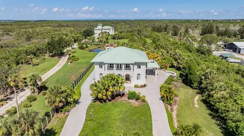 4710 Troydale Road Tampa FL 33615
