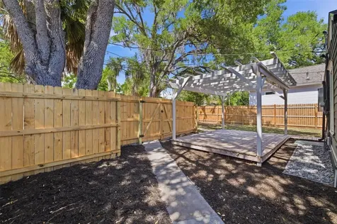 1225 22nd Avenue S St Petersburg FL 33705