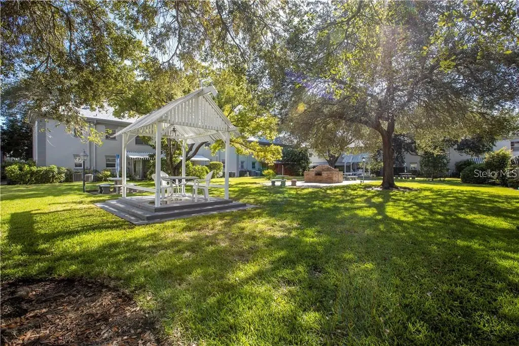 6925-A Avenue Des Palais South Pasadena FL 33707