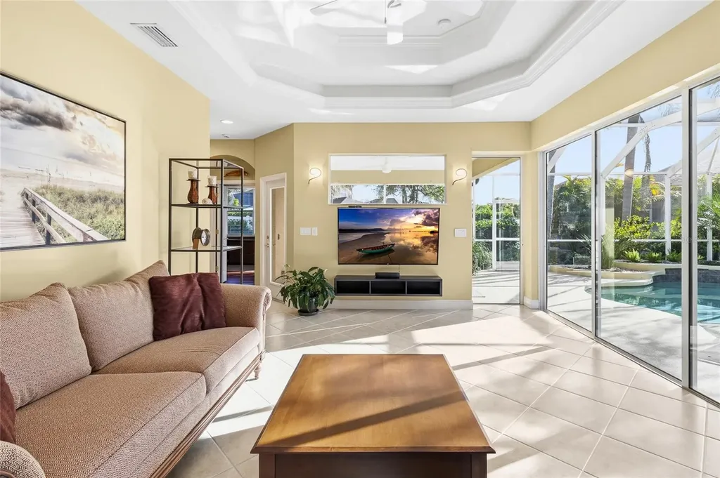 7615 Charleston Street Bradenton FL 34201