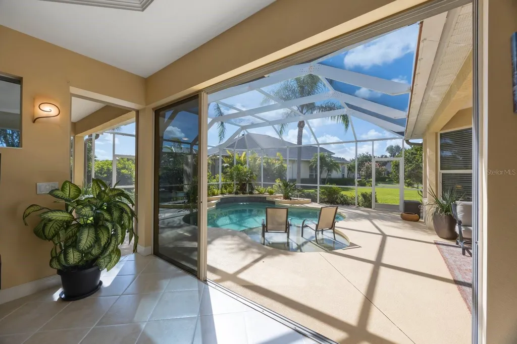 7615 Charleston Street Bradenton FL 34201