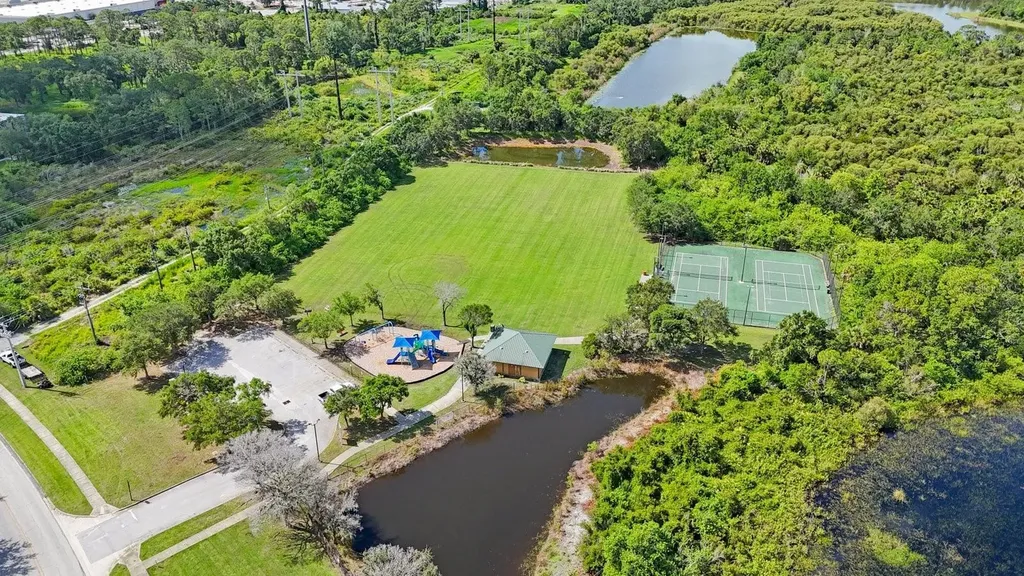 7615 Charleston Street Bradenton FL 34201