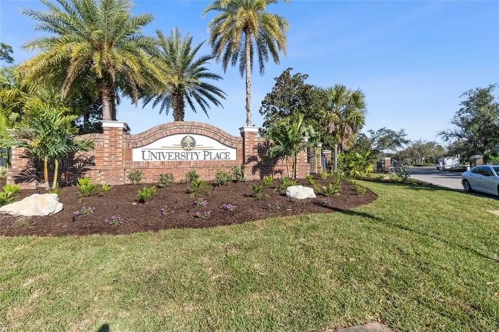7615 Charleston Street Bradenton FL 34201
