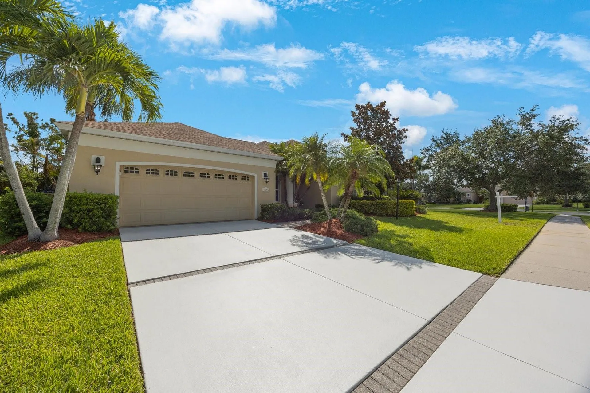 7615 Charleston Street Bradenton FL 34201