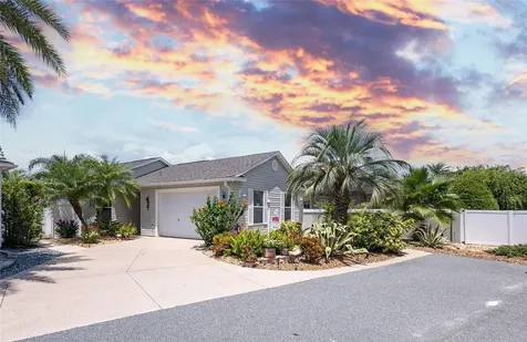 1664 Vinewood Avenue The Villages FL 32162