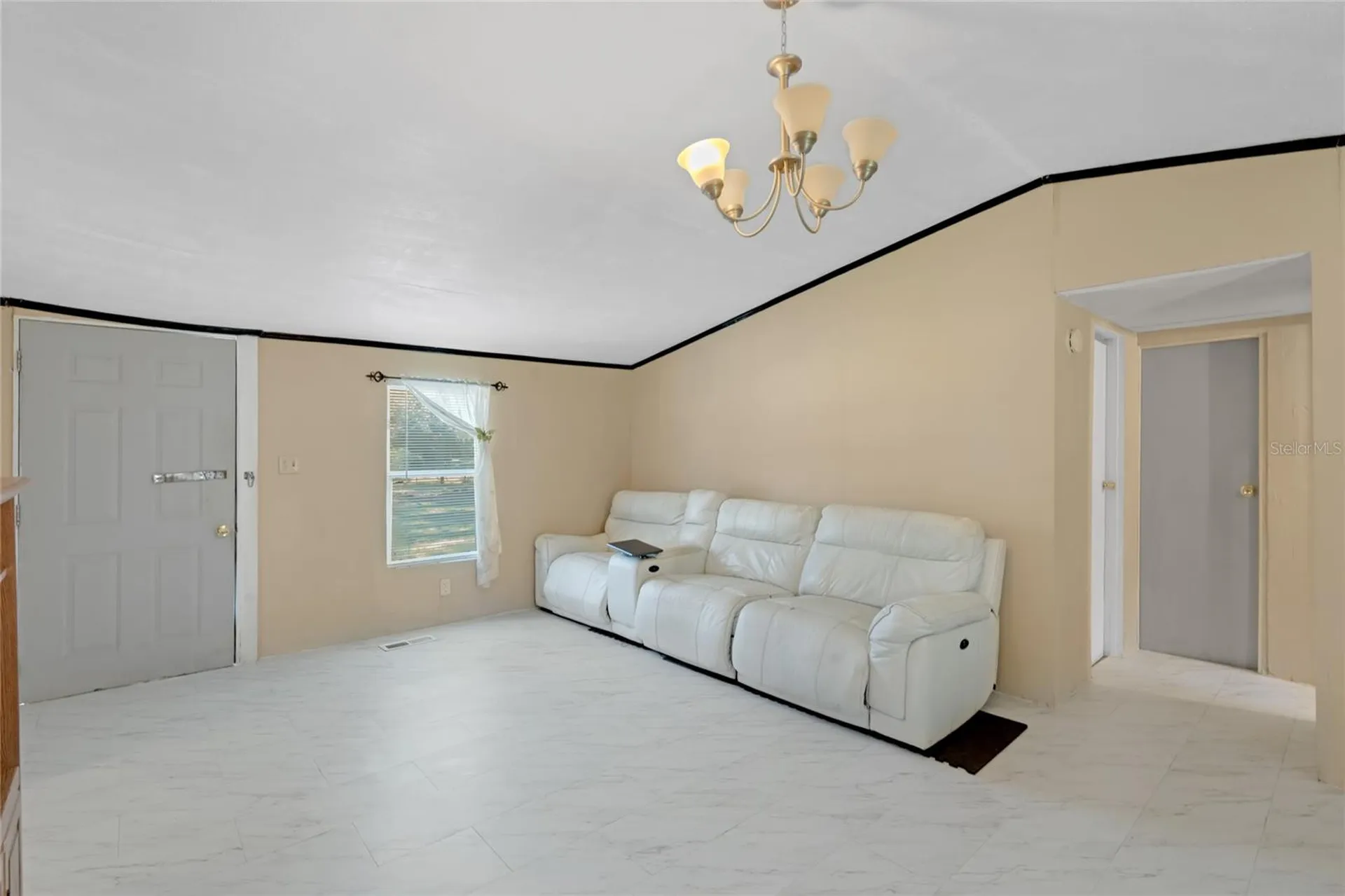 18166 Lynbrook Road Orlando FL 32820