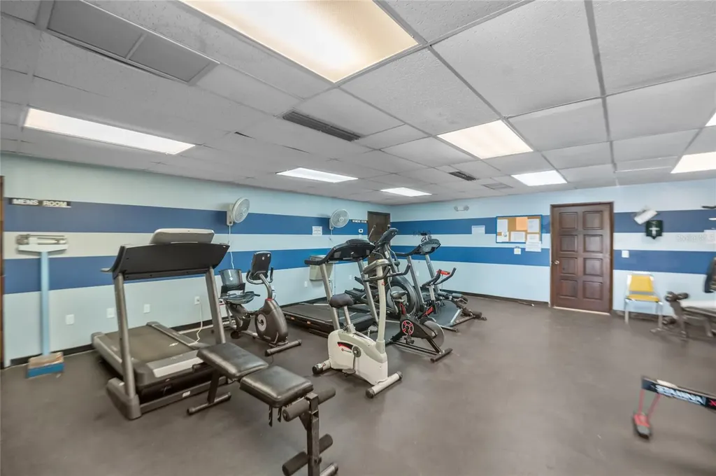 9860 62nd Terrace N St Petersburg FL 33708