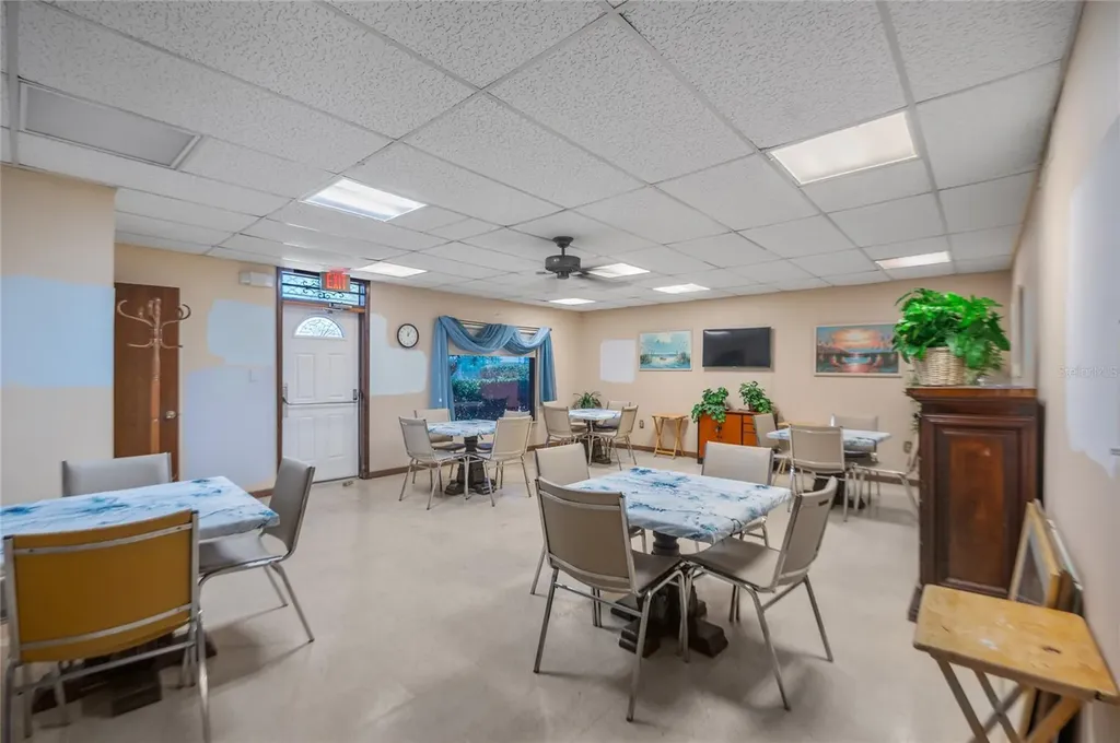 9860 62nd Terrace N St Petersburg FL 33708