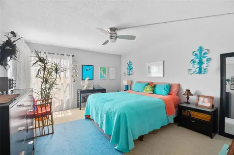 9860 62nd Terrace N St Petersburg FL 33708