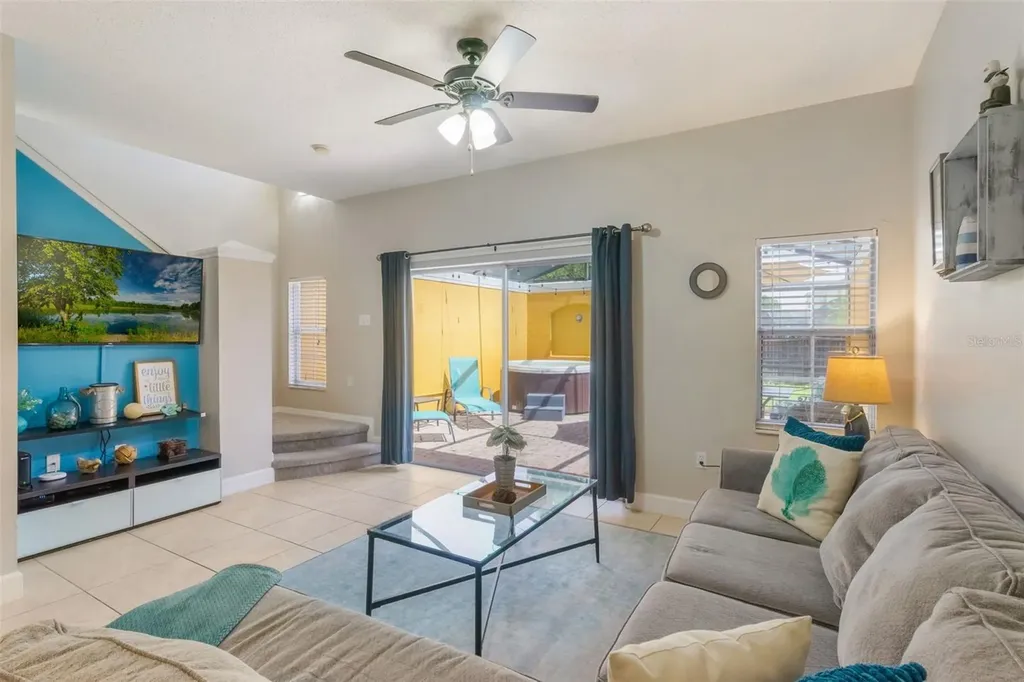 4733 Vero Beach Place Kissimmee FL 34746