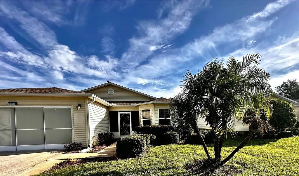 327 Bentwood Drive Leesburg FL 34748