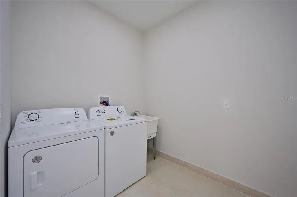 3431 Orchid Drive Indian Lake Estates FL 33855