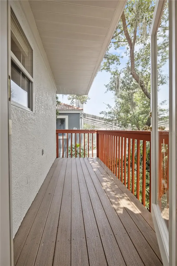 2709 W Bay Avenue Tampa FL 33611