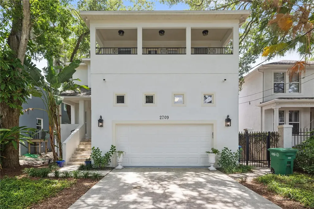 2709 W Bay Avenue Tampa FL 33611