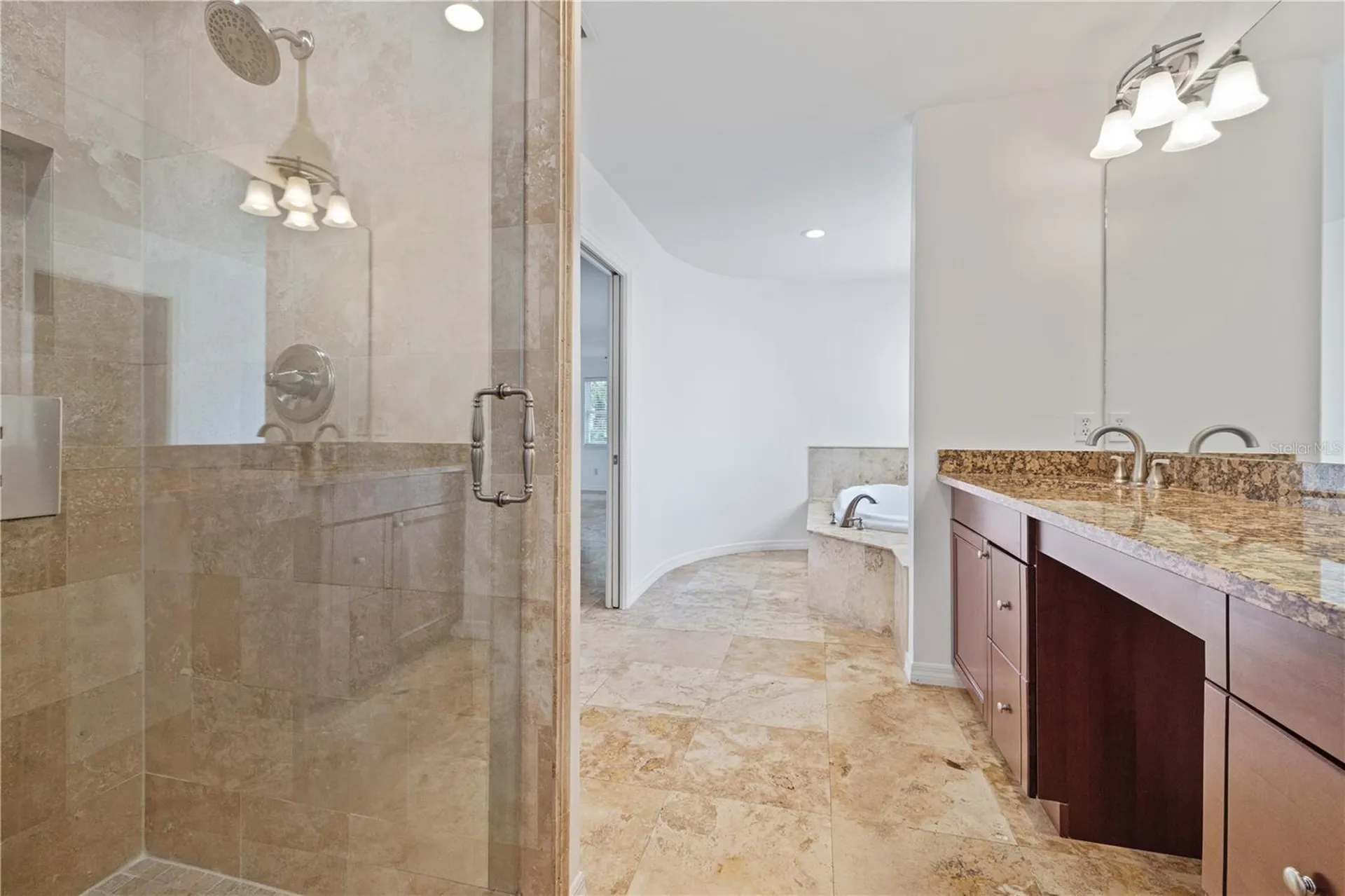 2709 W Bay Avenue Tampa FL 33611