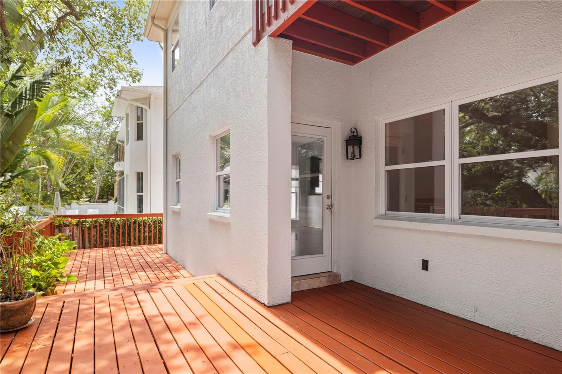 2709 W Bay Avenue Tampa FL 33611