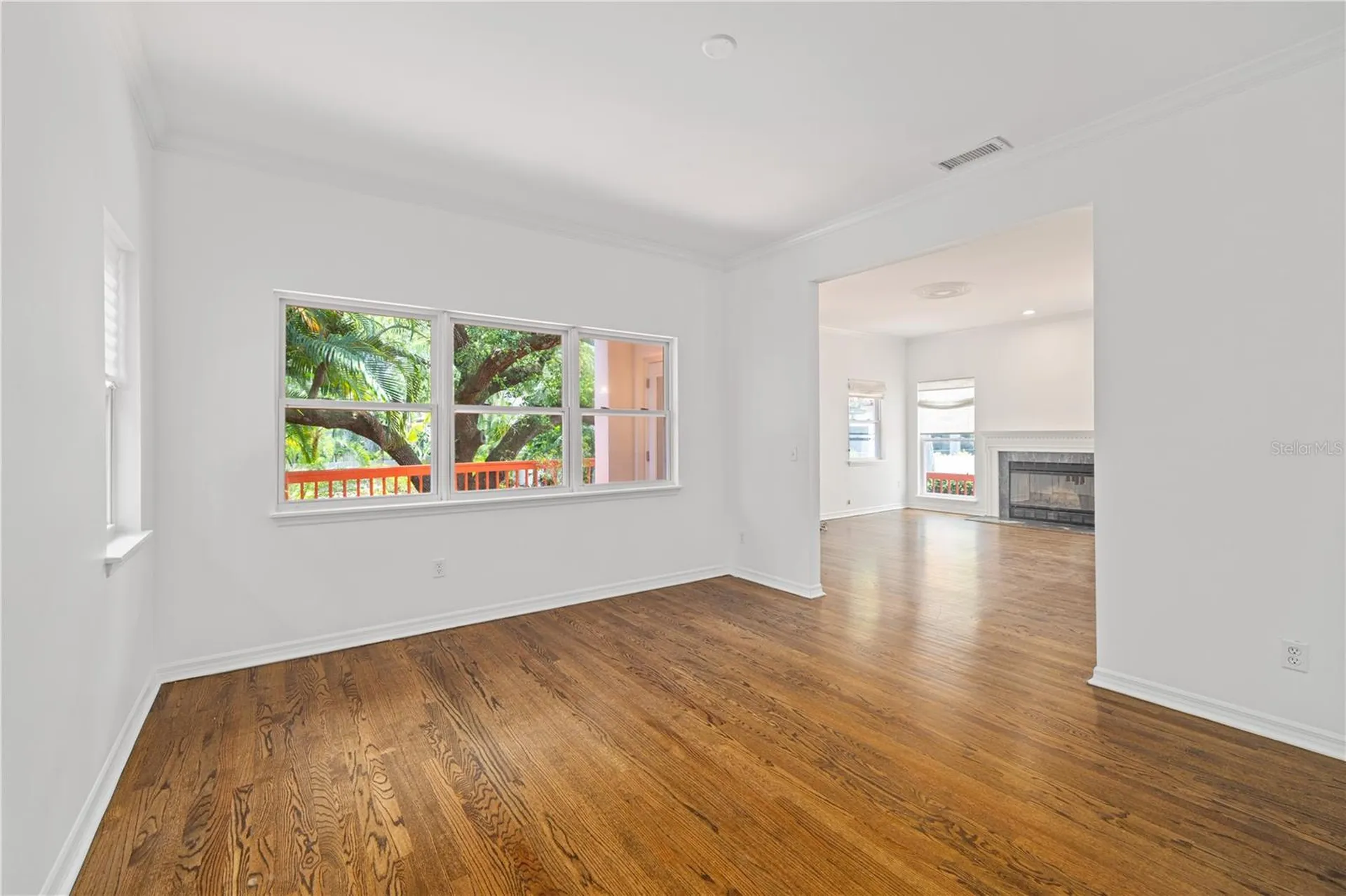 2709 W Bay Avenue Tampa FL 33611