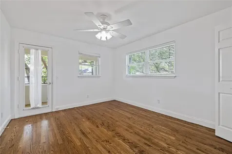 2709 W Bay Avenue Tampa FL 33611