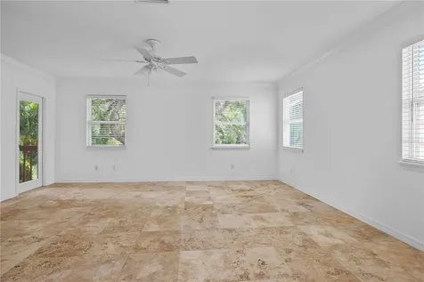 2709 W Bay Avenue Tampa FL 33611