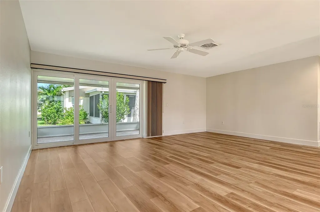 119 Whispering Sands Circle Sarasota FL 34242