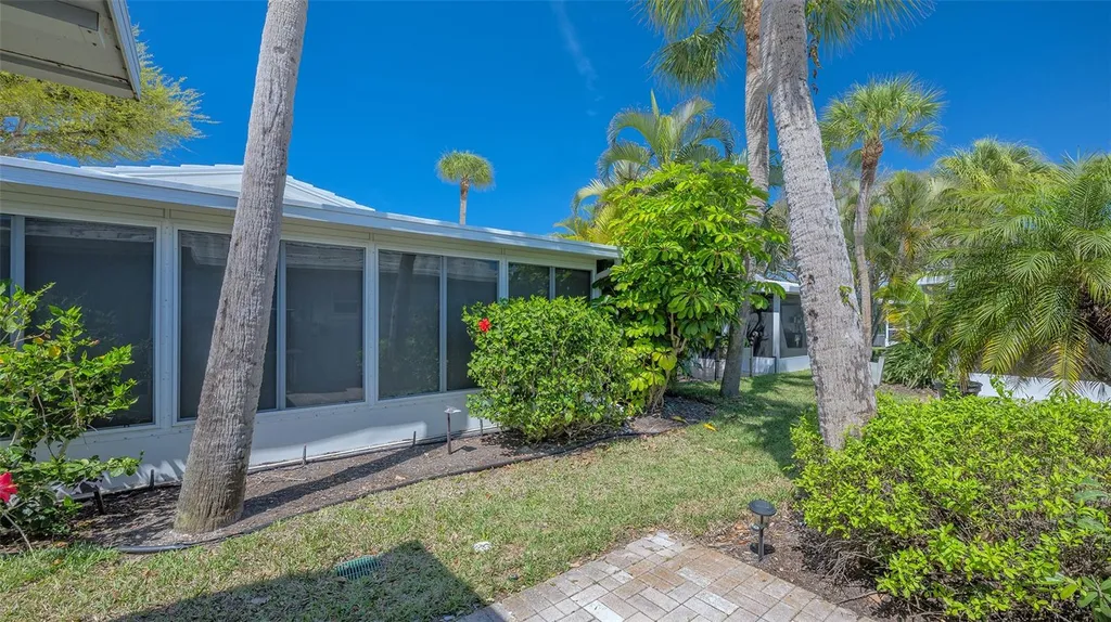 119 Whispering Sands Circle Sarasota FL 34242