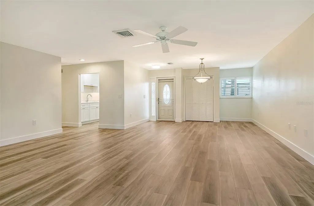 119 Whispering Sands Circle Sarasota FL 34242