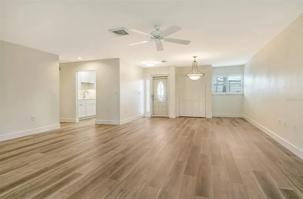119 Whispering Sands Circle Sarasota FL 34242