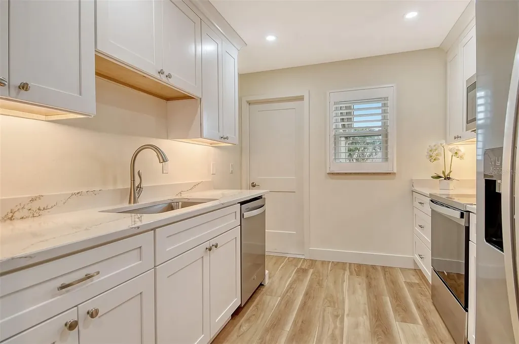119 Whispering Sands Circle Sarasota FL 34242