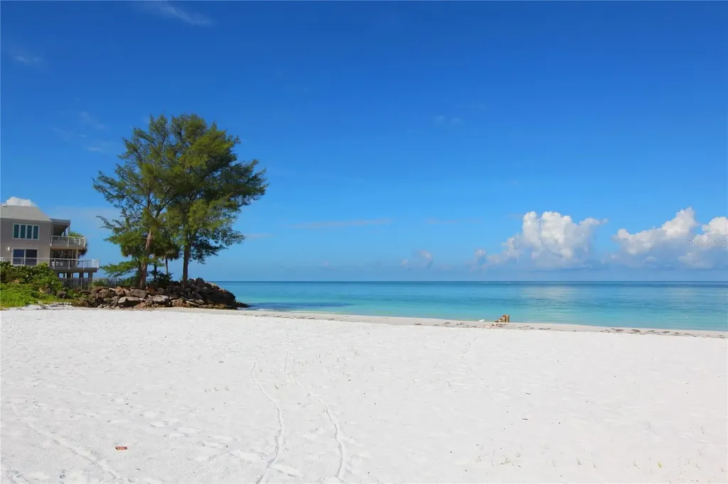 119 Whispering Sands Circle Sarasota FL 34242