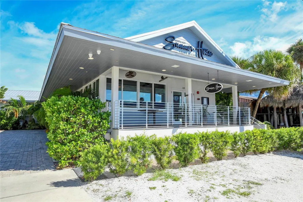 119 Whispering Sands Circle Sarasota FL 34242