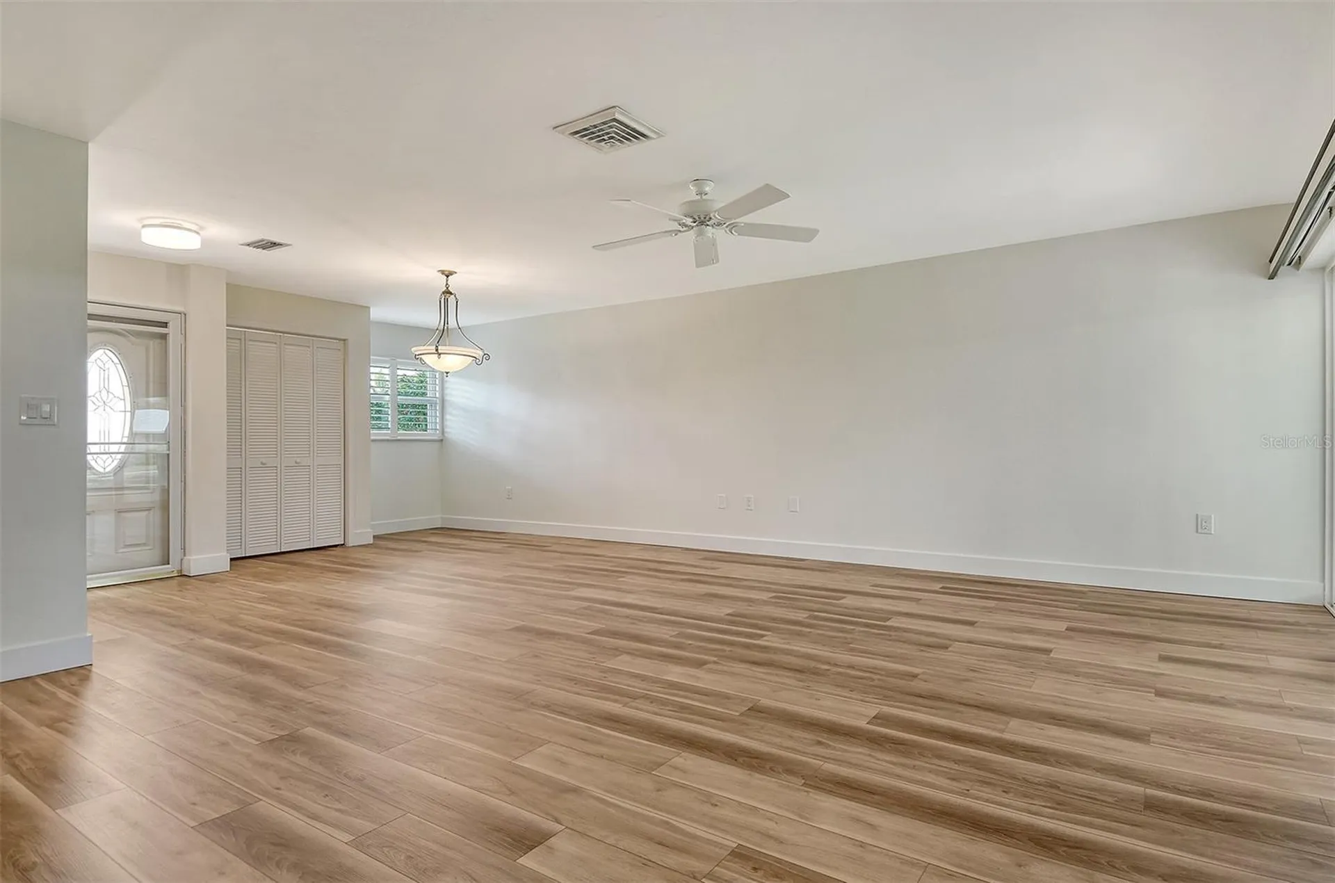 119 Whispering Sands Circle Sarasota FL 34242