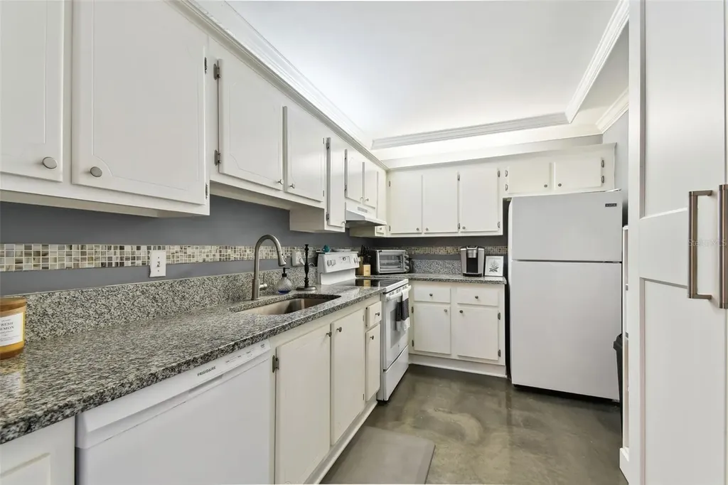 255 Dolphin Point Clearwater Beach FL 33767