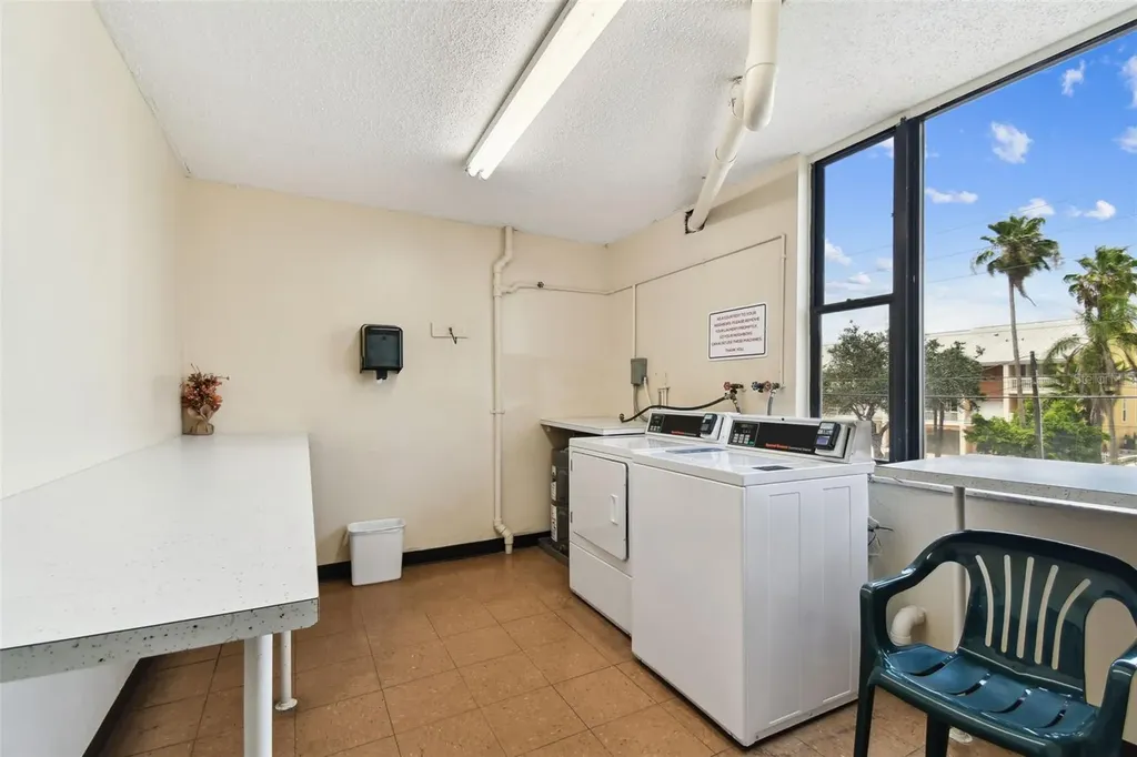 255 Dolphin Point Clearwater Beach FL 33767